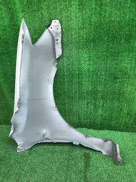 КРЫЛО НА TOYOTA COROLLA NZE121
