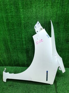 КРЫЛО НА HONDA FIT GP5