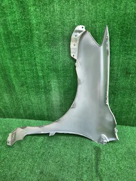 КРЫЛО НА TOYOTA COROLLA  AXIO ZRE142