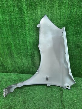 КРЫЛО НА MITSUBISHI DION CR6W