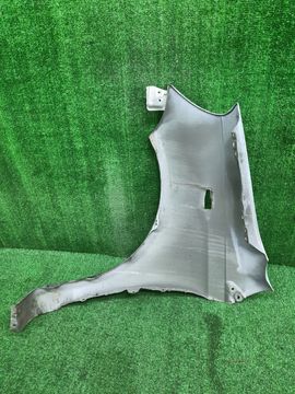 КРЫЛО НА TOYOTA VITZ SCP10