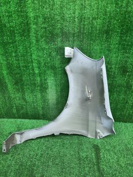 КРЫЛО НА TOYOTA VITZ SCP10
