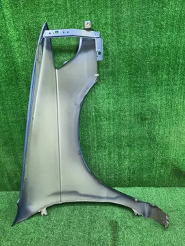 КРЫЛО НА NISSAN RNESSA N30