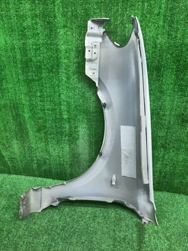 КРЫЛО НА NISSAN BLUEBIRD SYLPHY G10