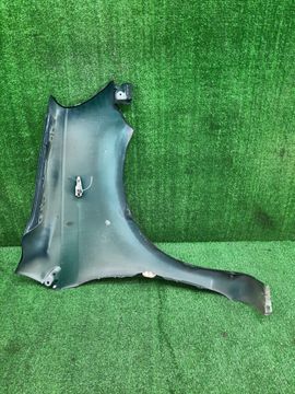 КРЫЛО НА TOYOTA VITZ SCP10