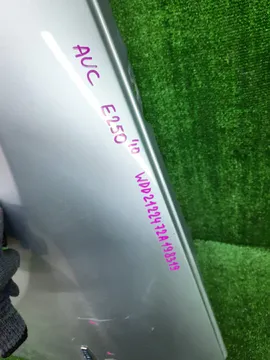 КРЫЛО НА MERCEDES-BENZ E-CLASS W212