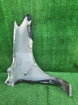 КРЫЛО НА MAZDA DEMIO DY3W