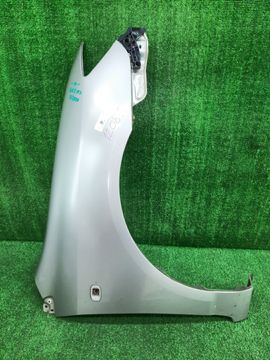 КРЫЛО НА TOYOTA COROLLA NZE121