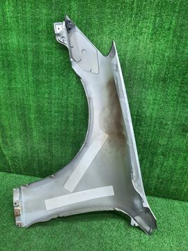 КРЫЛО НА NISSAN SKYLINE V35