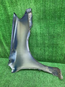 КРЫЛО НА TOYOTA COROLLA NZE121