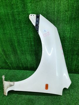 КРЫЛО НА HONDA STREAM RN1