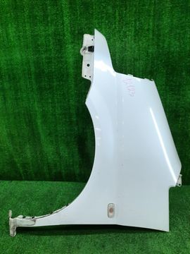 КРЫЛО НА NISSAN SERENA TC24