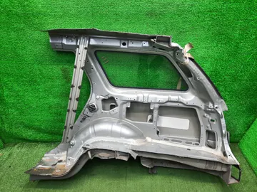 КРЫЛО НА NISSAN EXPERT W11