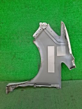 КРЫЛО НА NISSAN SERENA C26