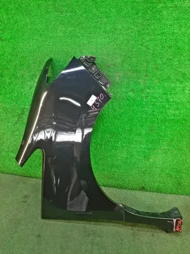 КРЫЛО НА NISSAN SERENA C26