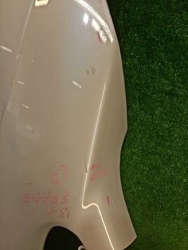 КРЫЛО НА TOYOTA SPADE NCP141