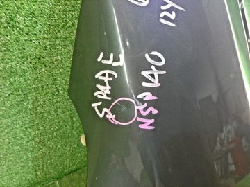 КРЫЛО НА TOYOTA SPADE NCP141