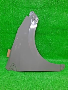 КРЫЛО 53811-52610 013W0095225 ОРИГИНАЛ! ЯПОНИЯ! НА TOYOTA AQUA MXPK10