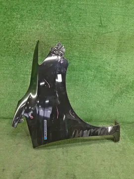 КРЫЛО НА HONDA FIT GP5