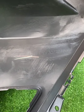 КЛЫК БАМПЕРА НА LEXUS UX200 MZAA10
