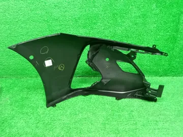 КЛЫК БАМПЕРА НА TOYOTA PRIUS PHV ZVW52