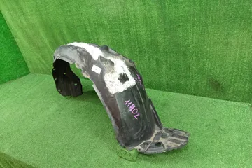 ЗАЩИТА ПОД КРЫЛО НА TOYOTA AQUA NHP10