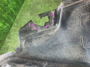 ЗАЩИТА ПОД КРЫЛО НА TOYOTA VOXY ZRR80W