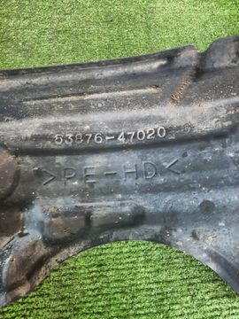 ЗАЩИТА ПОД КРЫЛО НА TOYOTA PRIUS NHW20