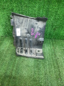 ЗАЩИТА ПОД КРЫЛО НА TOYOTA ROOMY M900A