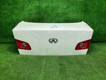 КРЫШКА БАГАЖНИКА НА NISSAN SKYLINE V35