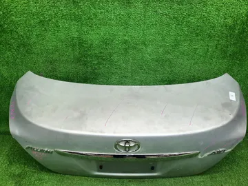 КРЫШКА БАГАЖНИКА НА TOYOTA ALLION ZRT265