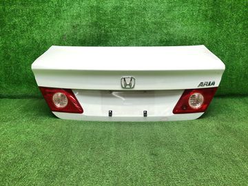 КРЫШКА БАГАЖНИКА НА HONDA FIT ARIA GD8