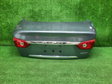 КРЫШКА БАГАЖНИКА НА NISSAN SKYLINE HV37