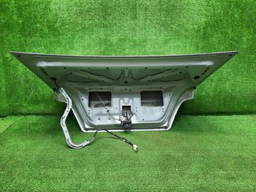 КРЫШКА БАГАЖНИКА НА MITSUBISHI GALANT EA7A