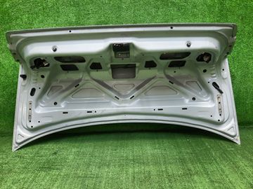 КРЫШКА БАГАЖНИКА НА NISSAN SUNNY B15