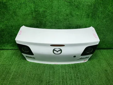 КРЫШКА БАГАЖНИКА НА MAZDA AXELA BK5P