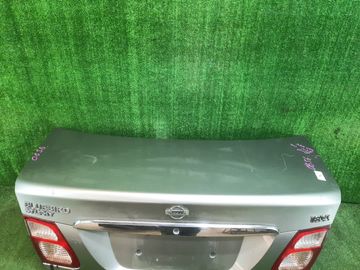 КРЫШКА БАГАЖНИКА НА NISSAN BLUEBIRD SYLPHY G10