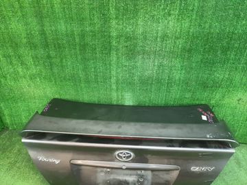КРЫШКА БАГАЖНИКА НА TOYOTA CAMRY ACV30
