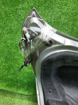 КРЫШКА БАГАЖНИКА НА NISSAN SKYLINE V35