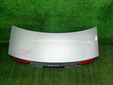 КРЫШКА БАГАЖНИКА НА AUDI A4 8K2