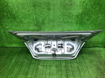 КРЫШКА БАГАЖНИКА НА MITSUBISHI LANCER CS2A