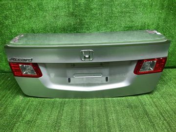 КРЫШКА БАГАЖНИКА НА HONDA ACCORD CU2