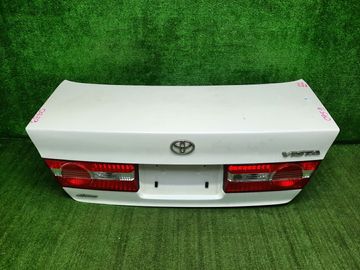 КРЫШКА БАГАЖНИКА НА TOYOTA VISTA SV55