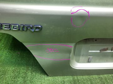 КРЫШКА БАГАЖНИКА НА NISSAN BLUEBIRD EU14