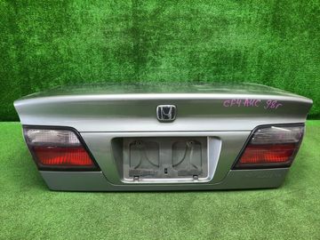 КРЫШКА БАГАЖНИКА НА HONDA ACCORD CF4
