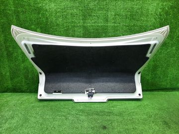 КРЫШКА БАГАЖНИКА НА TOYOTA CROWN JZS151