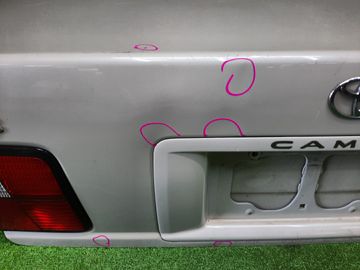 КРЫШКА БАГАЖНИКА НА TOYOTA CAMRY SV40