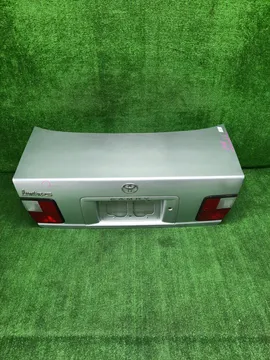КРЫШКА БАГАЖНИКА НА TOYOTA CAMRY SV40