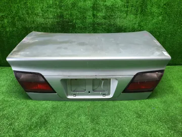 КРЫШКА БАГАЖНИКА НА HONDA ACCORD CF4