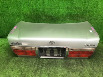 КРЫШКА БАГАЖНИКА НА TOYOTA CROWN JZS171